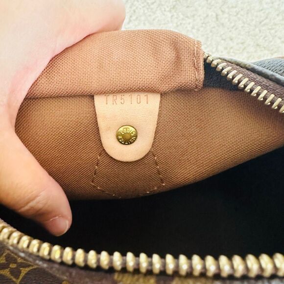 Louis Vuitton Speedy 30 - Picture 13 of 14